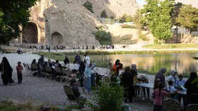 گرامیداشت ۱۶۸ کودک شهید میناب در تاق‌بستان