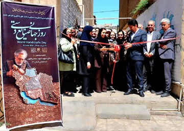 افتتاح خانه صنایع‌دستی ترنج در ساوه؛ تجلی هنر و کارآفرینی در هفته صنایع‌دستی