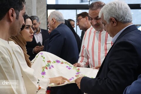 نمایشگاه آرایه ها وتجهیزات اقامتی بارویکرد صنایع دستی