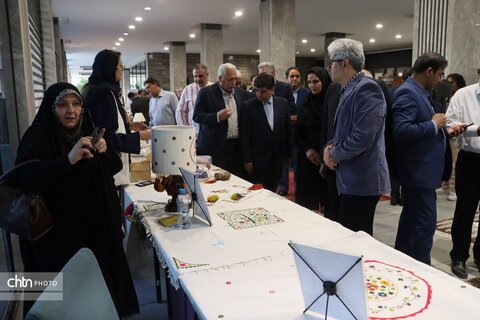 نمایشگاه آرایه ها وتجهیزات اقامتی بارویکرد صنایع دستی