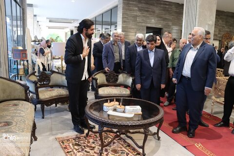 نمایشگاه آرایه ها وتجهیزات اقامتی بارویکرد صنایع دستی