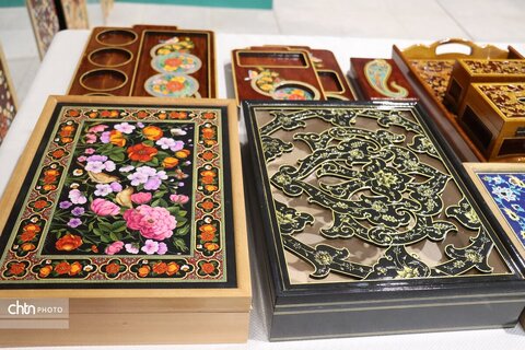 نمایشگاه آرایه ها وتجهیزات اقامتی بارویکرد صنایع دستی