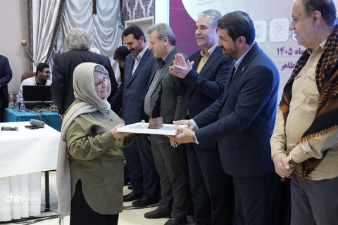 سومین آیین نکوداشت پیشکسوتان صنایع‌دستی استان همدان