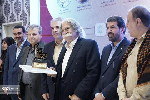 سومین آیین نکوداشت پیشکسوتان صنایع‌دستی استان همدان