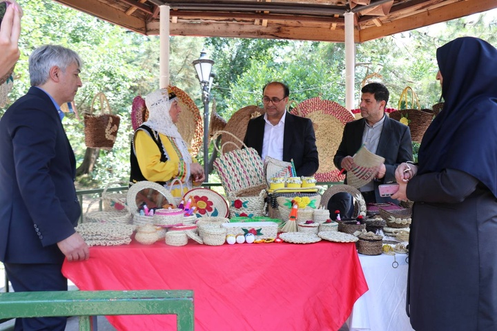نمایشگاه صنایع دستی گیلان