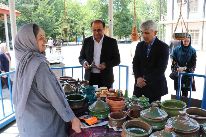 نمایشگاه صنایع دستی گیلان