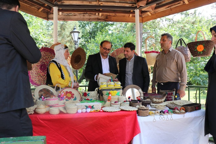 نمایشگاه صنایع دستی گیلان