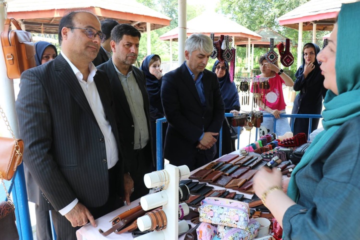 نمایشگاه صنایع دستی گیلان