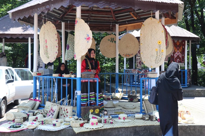نمایشگاه صنایع دستی گیلان