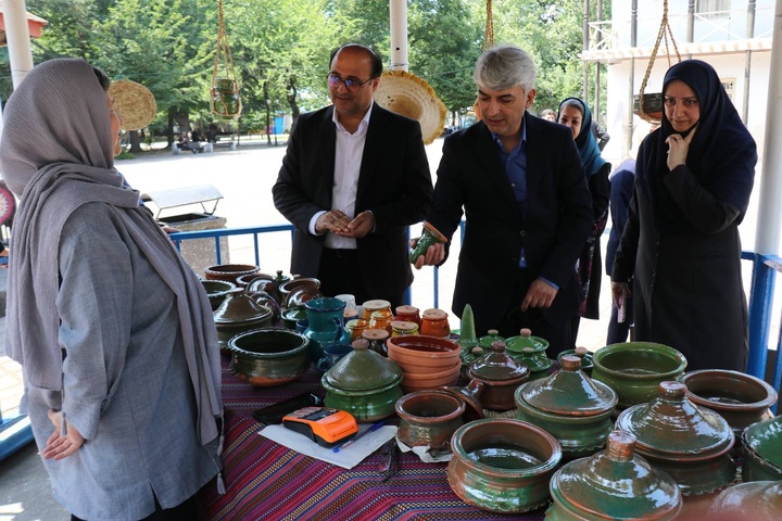 نمایشگاه صنایع دستی گیلان