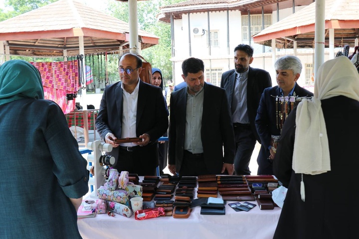 نمایشگاه صنایع دستی گیلان