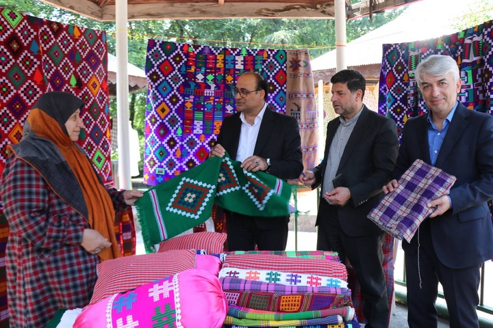 نمایشگاه صنایع دستی گیلان