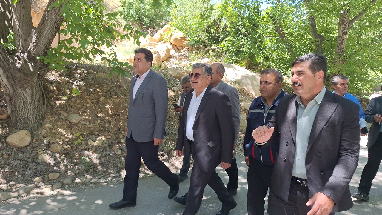 بازدید میدانی و مشترک مقامات ارشد اجرایی و قضایی استان کهگیلویه و بویراحمد، موانع توسعه گردشگری و خطرات پنهان آبشار یاسوج