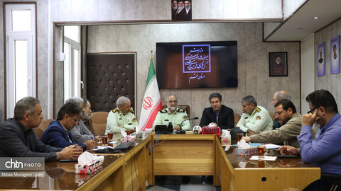 نشست مشترک فرمانده انتظامی با مدیرکل میراث‌فرهنگی قم