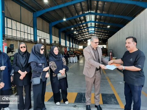 بازدید واحدهای صنعتی و کارگاه‌های تخصصی مسگری و چاقوسازی توسط معاون و کارکنان صنایع دستی استان زنجان