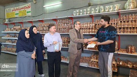 بازدید واحدهای صنعتی و کارگاه‌های تخصصی مسگری و چاقوسازی توسط معاون و کارکنان صنایع دستی استان زنجان
