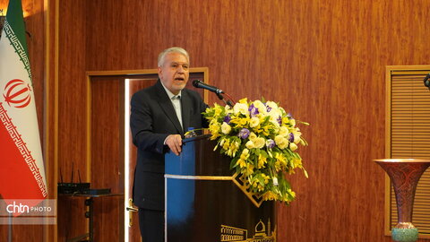 آئین گرامیداشت هفته صنایع دستی اصفهان با حضور وزیر میراث فرهنگی