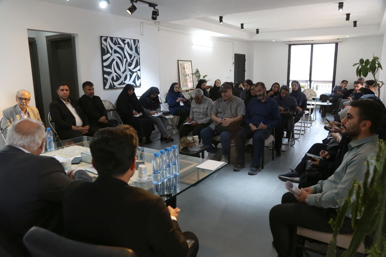 دورهمی خبرنگاران و اصحاب رسانه گلستان به مناسبت هفته صنایعدستی برگزار شد