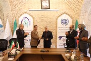 تفاهم‌نامه همکاری‌های علمی، پژوهشی و فناوری میان میراث‌فرهنگی و دانشگاه هنر اسلامی تبریز امضا شد/ پیوند استراتژیک مدیریت اجرایی و بدنه دانشگاهی برای صیانت از هویت تاریخی آذربایجان‌شرقی