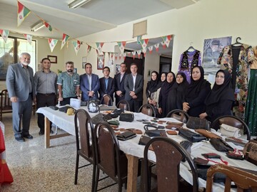 نمایشگاه صنایع‌دستی سرپل‌ذهاب به مناسبت هفته صنایع‌دستی افتتاح شد
