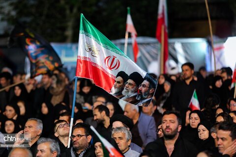 عزاداری شب دوم محرم در تجمع میدان بیعت اردبیل
