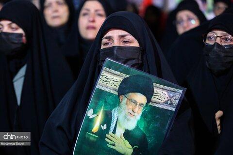عزاداری شب دوم محرم در تجمع میدان بیعت اردبیل