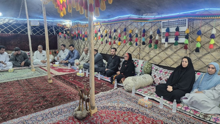 بهرهبرداری از فروشگاه و مرکز خرید صنایعدستی «ایران بلوچ» در چابهار بهرهبرداری از فروشگاه و مرکز خرید صنایعدستی «ایران بلوچ» در چابهار