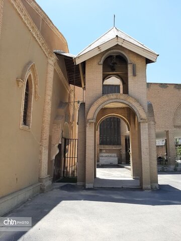 کلیسای مسروپ مقدس اراک