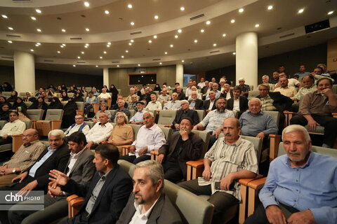 آیین تکریم بازنشستگان اداره کل میراث‌فرهنگی، گردشگری و صنایع‌دستی خراسان رضوی که در موزه بزرگ خراسان