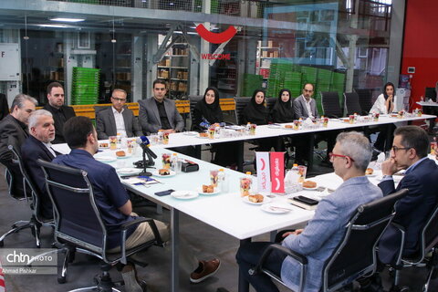 بازدید وزیر میراث‌فرهنگی،گردشگری و صنایع‌دستی از مجموعه دیجی‌کالا