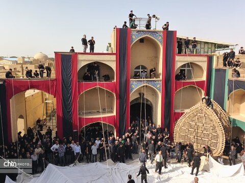 بر فراز سنت؛ طنین میراث ۱۲۰ ساله در حسینیه چرخاب اردکان