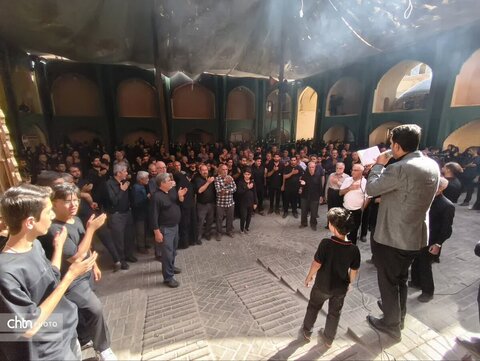 بر فراز سنت؛ طنین میراث ۱۲۰ ساله در حسینیه چرخاب اردکان