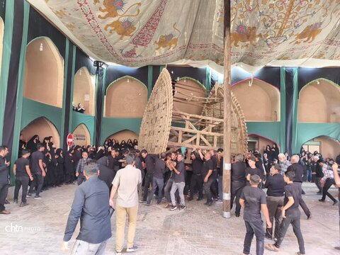 بر فراز سنت؛ طنین میراث ۱۲۰ ساله در حسینیه چرخاب اردکان