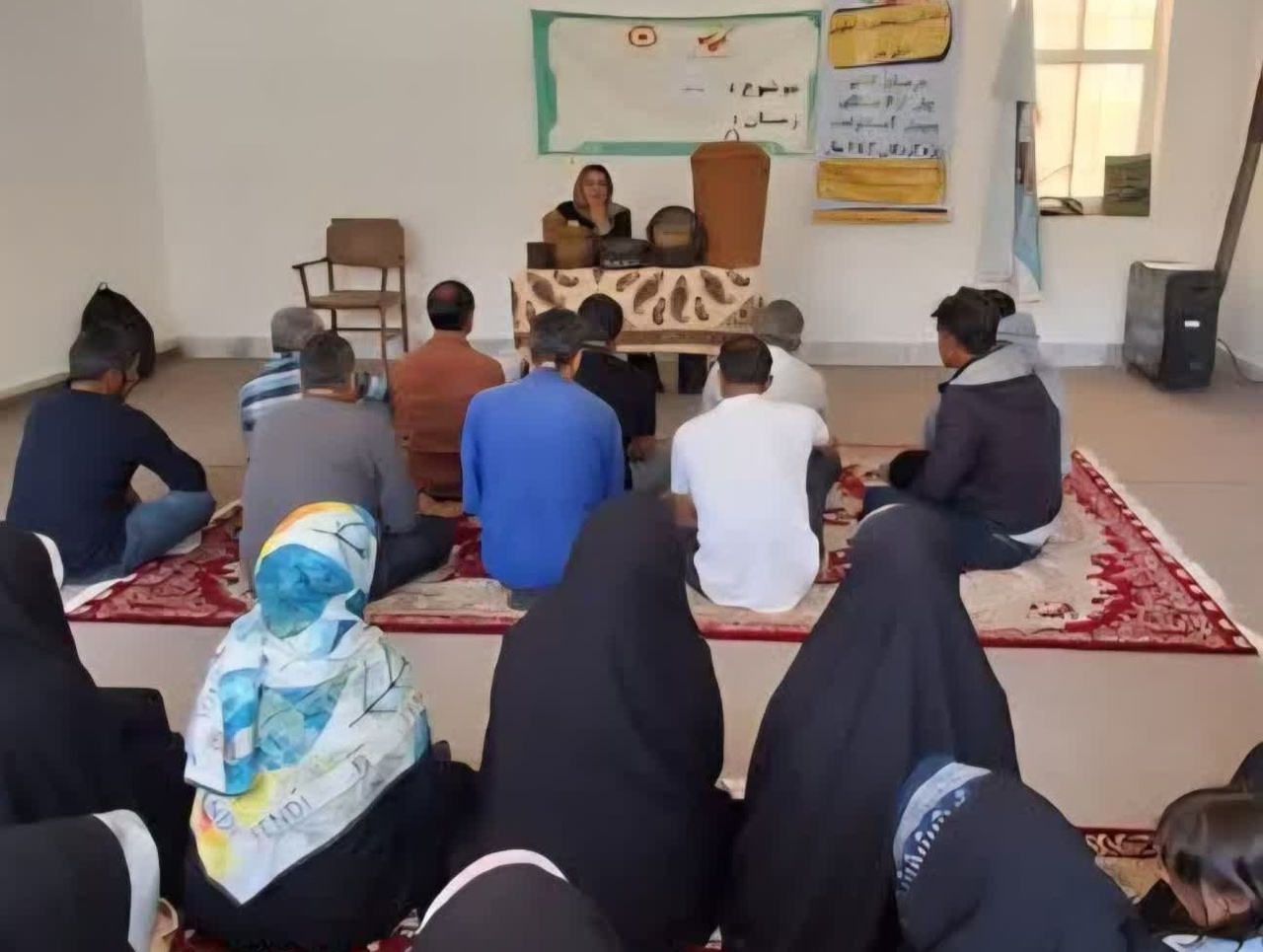 برگزاری دوره آموزشی حصیربافی در شهرستان میامی