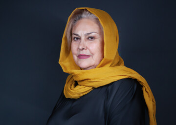 مهرانه مهین‌ترابی بعد از ۲۳ سال روی صحنه تئاتر می‌آید