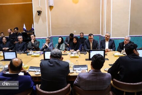 برگزاری نشست شورای راهبردی میراث فرهنگی، گردشگری و صنایع‌دستی در استان یزد