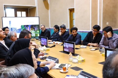 برگزاری نشست شورای راهبردی میراث فرهنگی، گردشگری و صنایع‌دستی در استان یزد