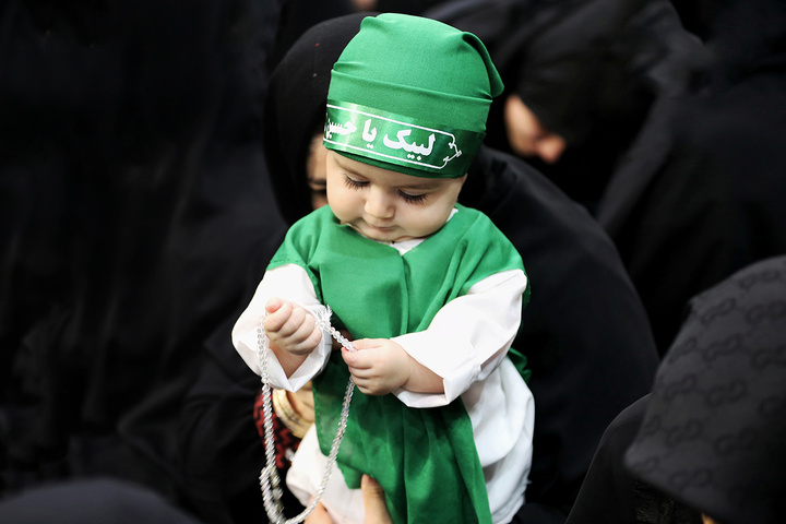 برگزاری همایش بزرگ شیرخوارگان حسینی در حرم مطهر کریمه اهل بیت(ع)
