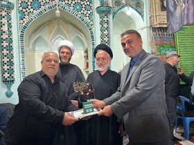 بزگزاری آیین سنتی و مذهبی «سَبیلِ یا عطشان» و مراسم تجلیل از پیرغلامان حسینی در مسجد تاریخی حاج شیخ جعفر شوشتری