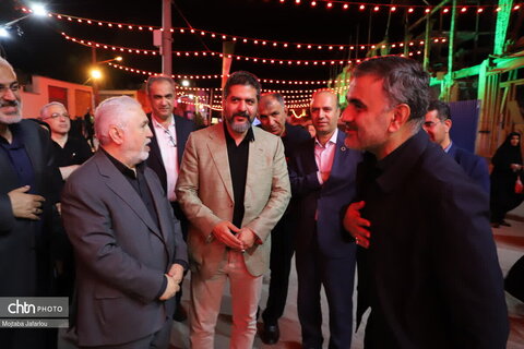 بازدید قائم مقام وزیر و معاون میراث‌فرهنگی از حسینیه اعظم زنجان