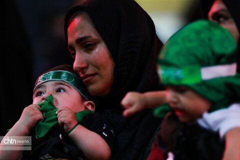 مراسم شیرخوارگان حسینی در حسینیه اعظم زنجان