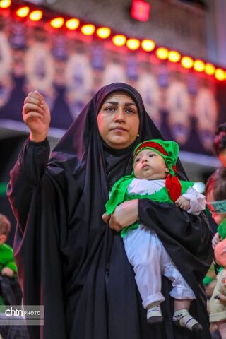 مراسم شیرخوارگان حسینی در حسینیه اعظم زنجان