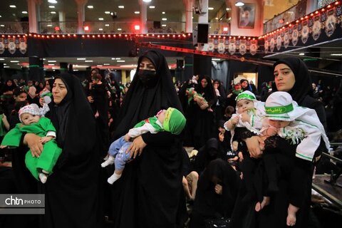 مراسم شیرخوارگان حسینی در حسینیه اعظم زنجان