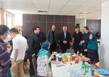 تاکید بر توانمندسازی افراد دارای معلولیت در قروه/ اختصاص فضای ویژه در نمایشگاه‌های صنایع‌دستی و خدمات گردشگری تخصصی