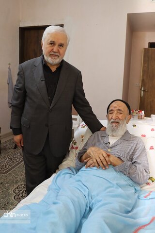 قائم مقام وزیر میراث فرهنگی با حجت الاسلام و المسلمین راشد یزدی دیدار کرد