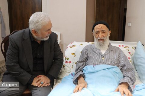 قائم مقام وزیر میراث فرهنگی با حجت الاسلام و المسلمین راشد یزدی دیدار کرد