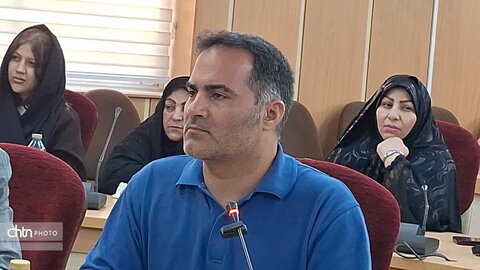 دیدار هنرمندان صنایع‌دستی با استاندار کهگیلویه و بویراحمد