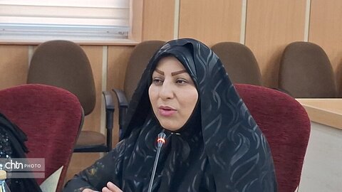 دیدار هنرمندان صنایع‌دستی با استاندار کهگیلویه و بویراحمد