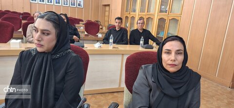 دیدار هنرمندان صنایع‌دستی با استاندار کهگیلویه و بویراحمد