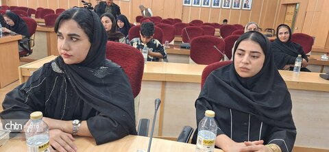دیدار هنرمندان صنایع‌دستی با استاندار کهگیلویه و بویراحمد
